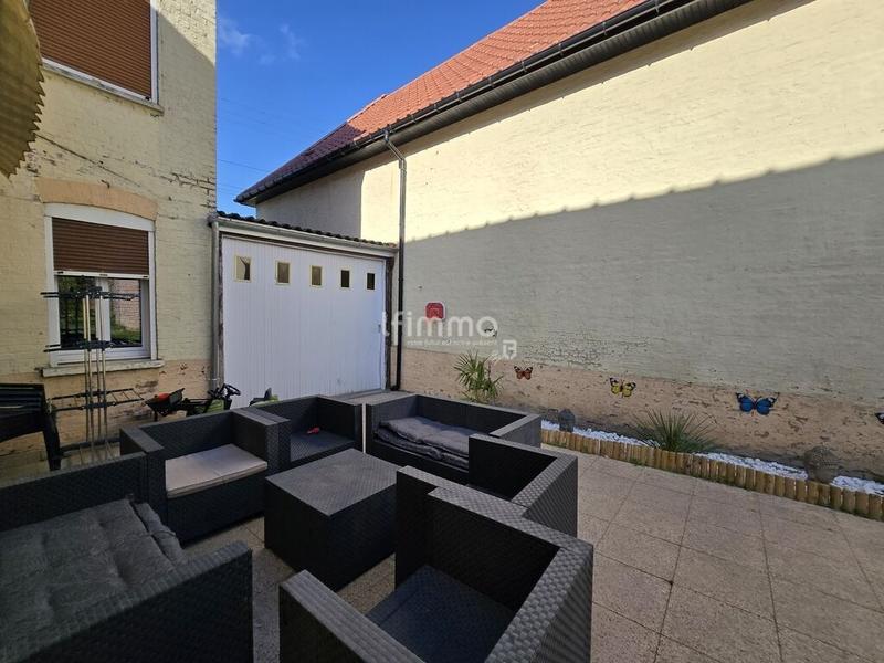 Maison - 180 m² - 6 pièces