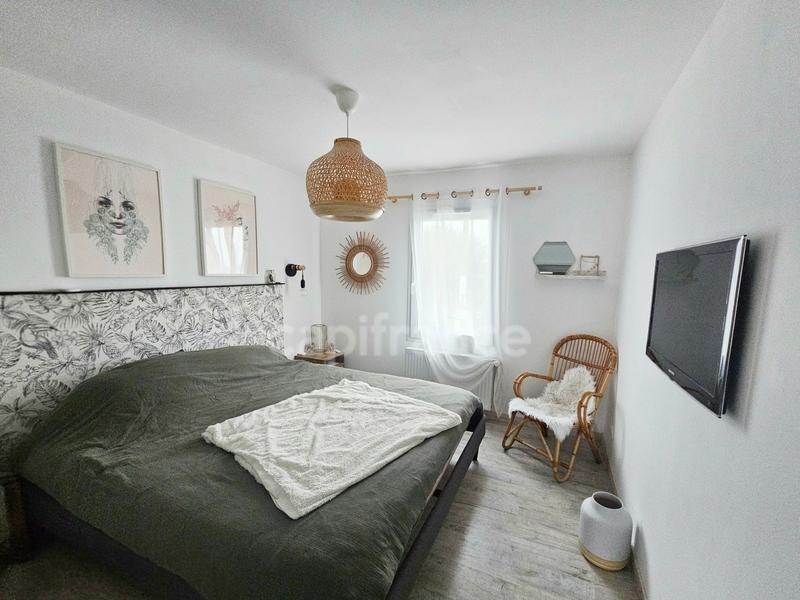 Maison - 96 m² - 5 pièces