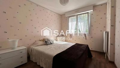 Appartement - 100 m² - 5 pièces