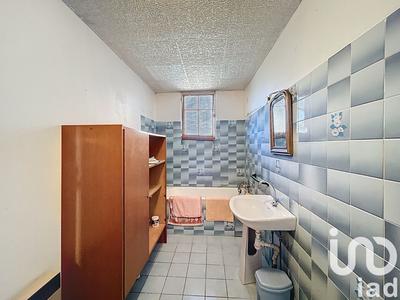 Maison - 180 m² - 5 pièces