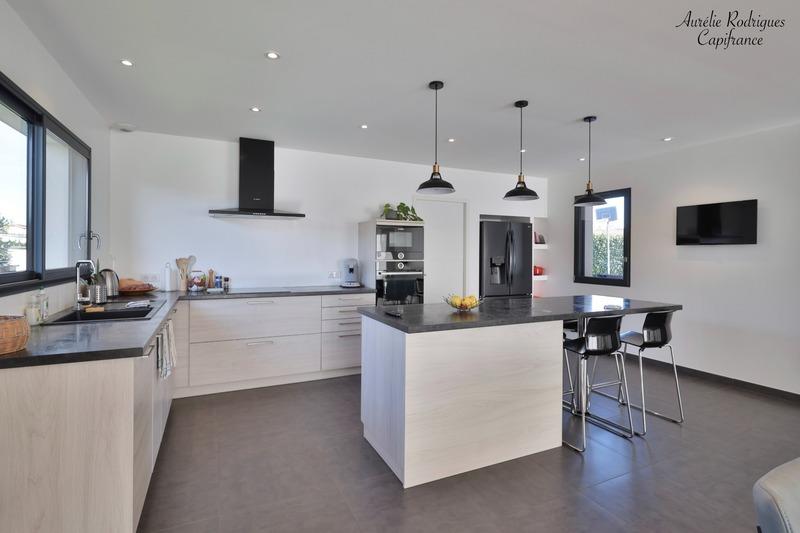 Maison - 138 m² - 6 pièces