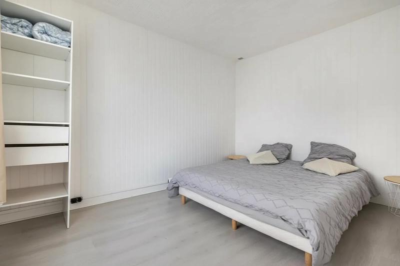 Appartement - 95 m² - 7 pièces