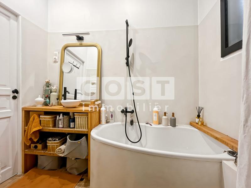 Appartement - 60 m² - 2 pièces