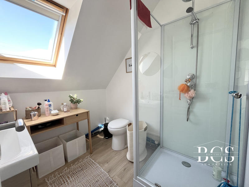 Maison - 120 m² - 8 pièces