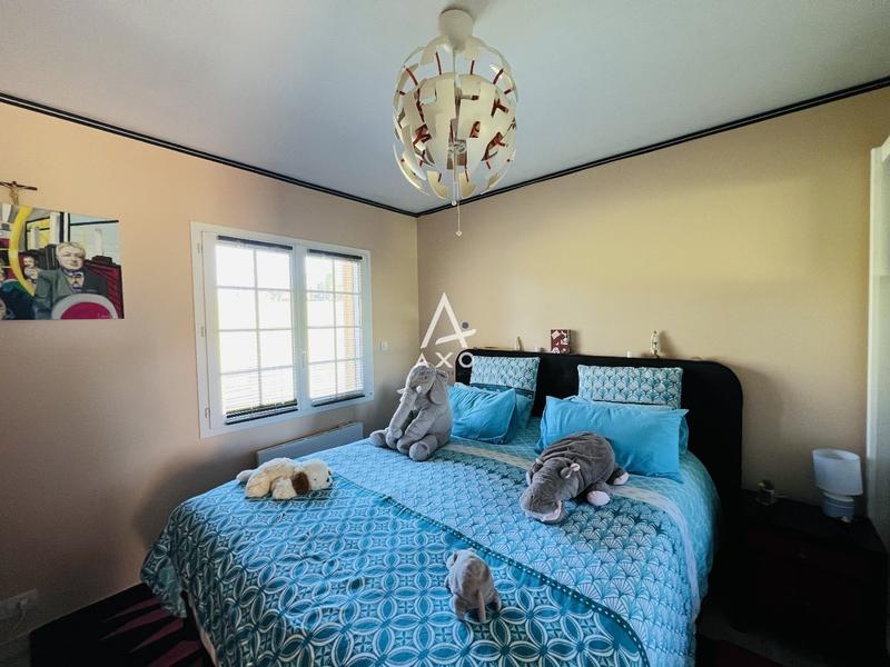 Maison - 120 m² - 8 pièces