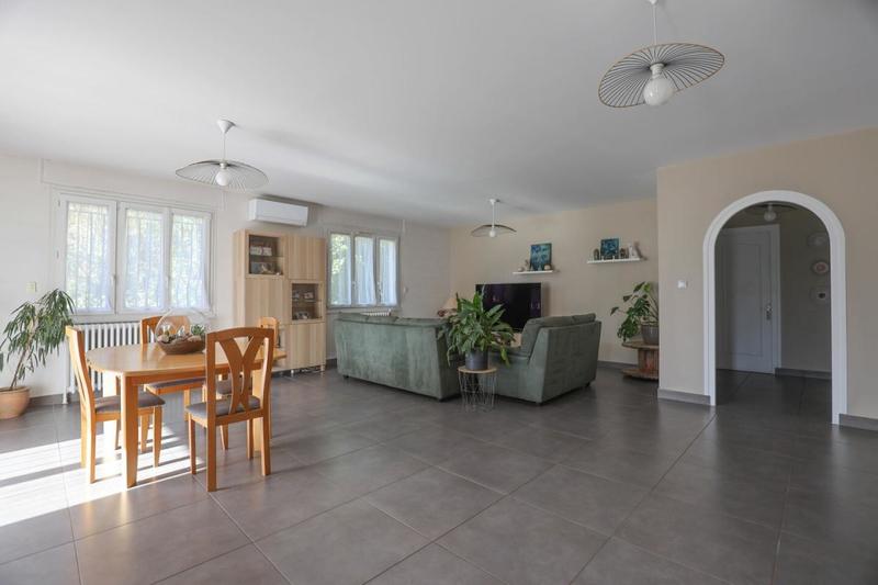 Maison - 150 m² - 6 pièces