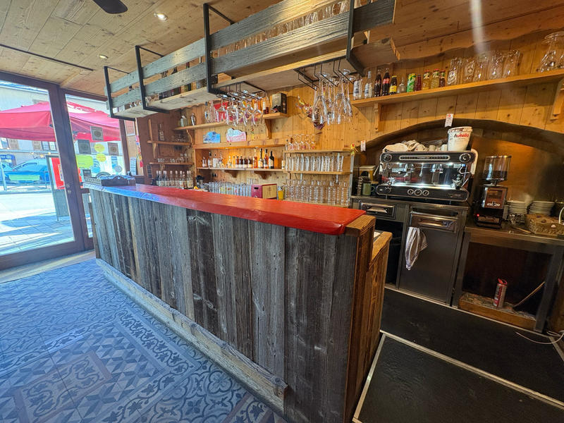 Fonds de commerce - Magasins - 290 m²