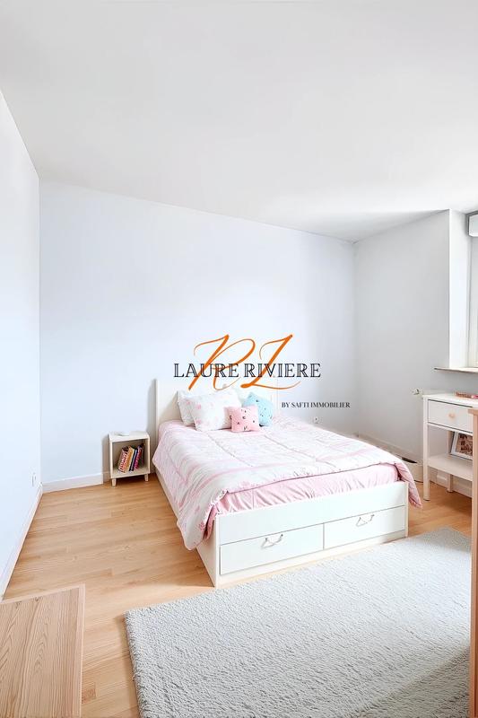 Maison de maîtres - 200 m² - 7 pièces