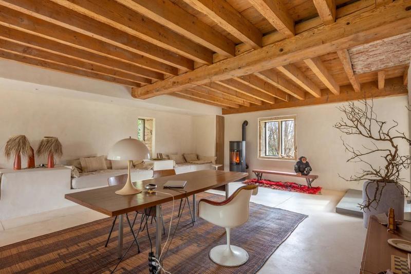 Maison - 247 m² - 6 pièces