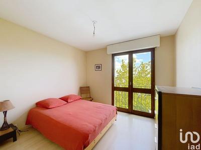 Appartement - 92 m² - 4 pièces