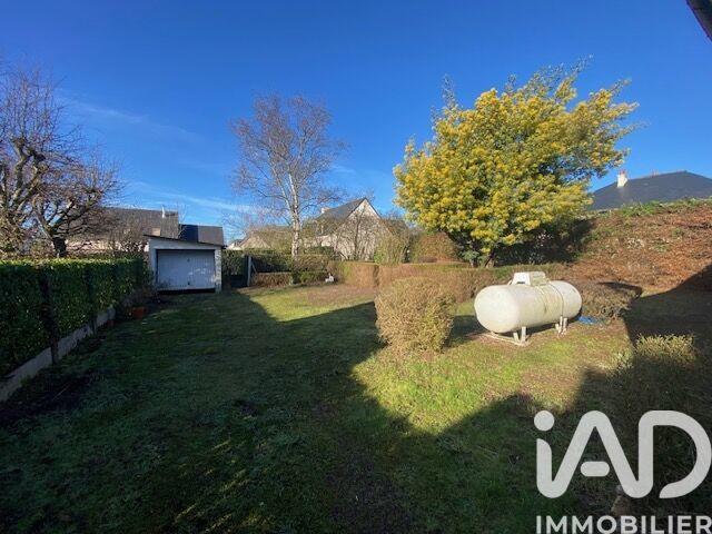 Maison - 80 m² - 5 pièces