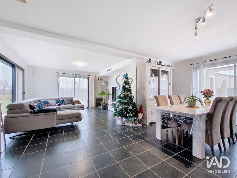 Maison - 150 m² - 4 pièces