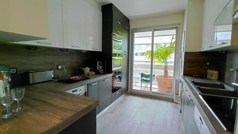 Appartement - 125 m² - 5 pièces