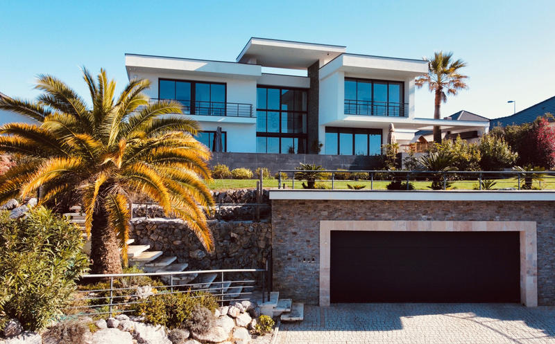 Maison - 363 m² - 9 pièces