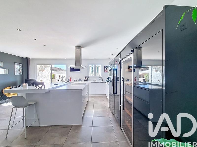 Maison - 190 m² - 7 pièces