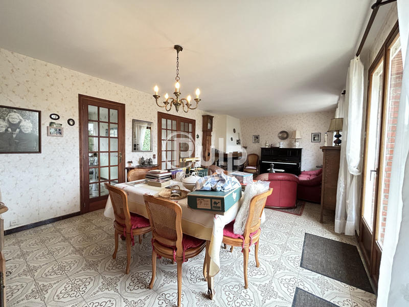 Pavillon - 135 m² - 8 pièces