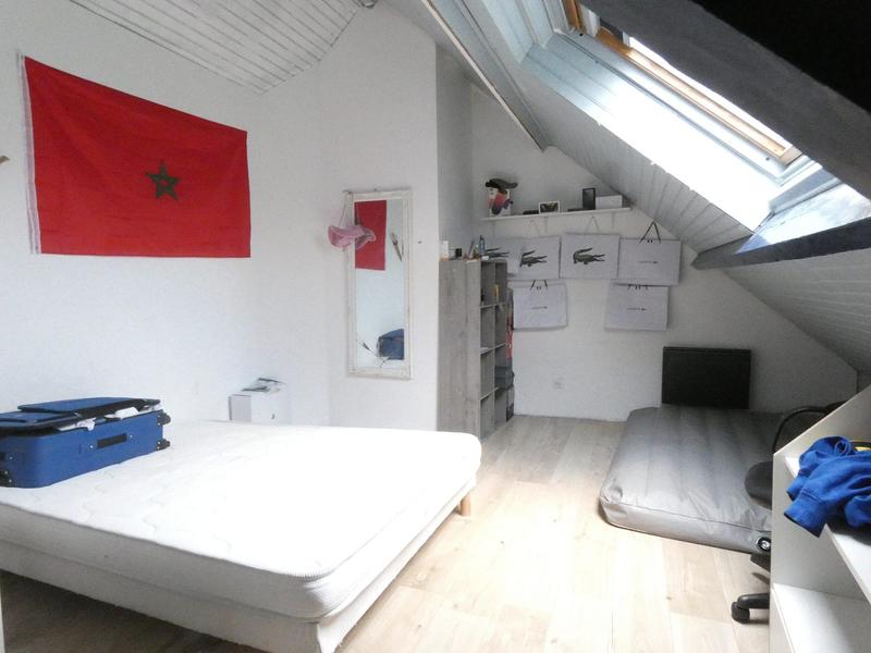 Maison - 187 m² - 7 pièces