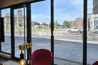 Fonds de commerce - Local commercial - 61 m²