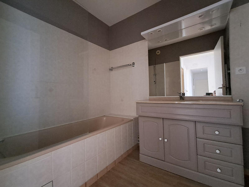 Appartement - 72 m² - 3 pièces