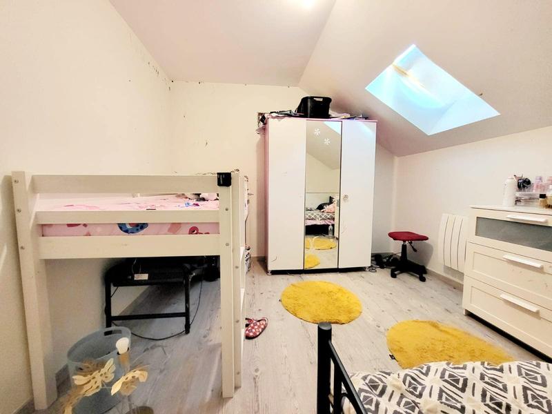 Maison - 175 m² - 7 pièces