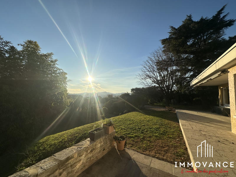 Villa - 167 m² - 5 pièces