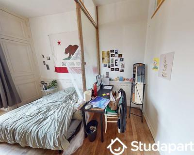 Chambre - 100 m² - 1 pièce