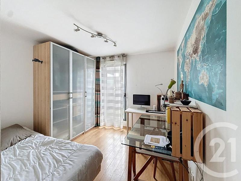 Appartement - 94 m² - 5 pièces