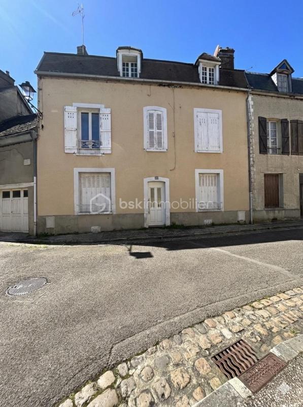 Immeuble - 200 m² - 10 pièces