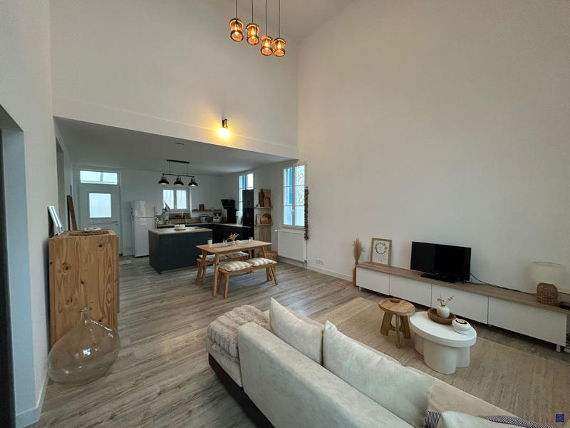 Maison - 102 m² - 5 pièces