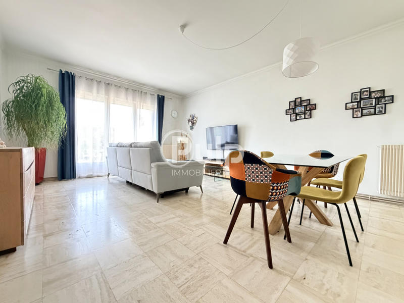 Maison - 160 m² - 8 pièces