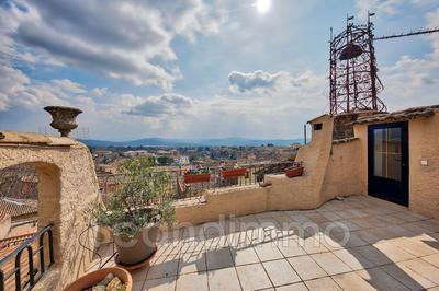 Maison de village - 376 m² - 8 pièces