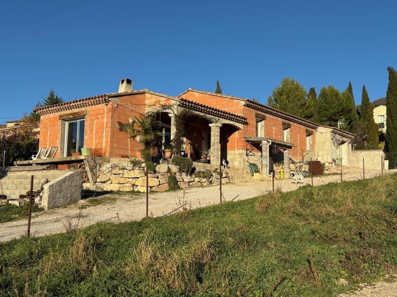 Villa - 141 m² - 7 pièces