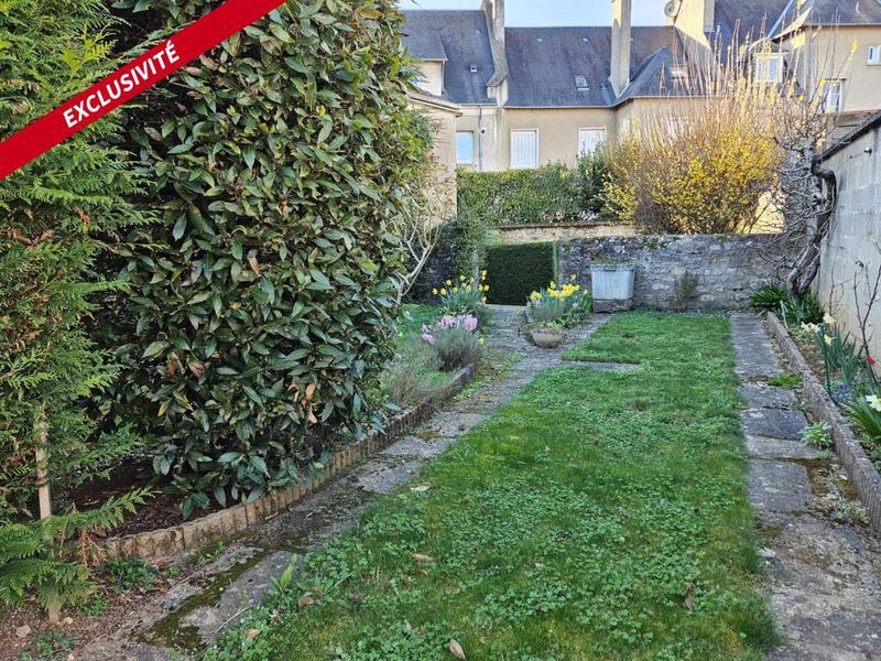 Maison - 121 m² - 6 pièces