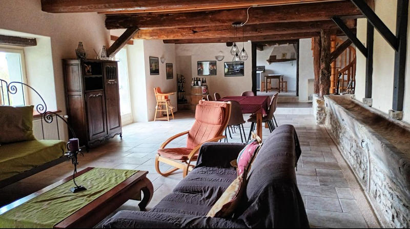 Maison - 320 m² - 9 pièces