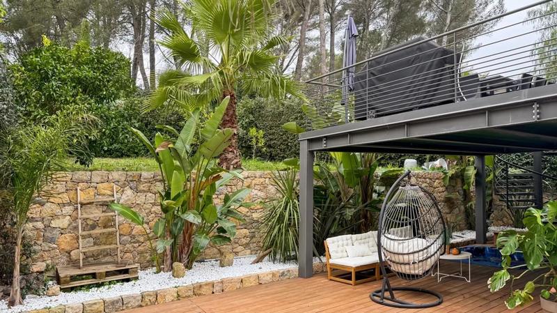 Villa - 170 m² - 6 pièces