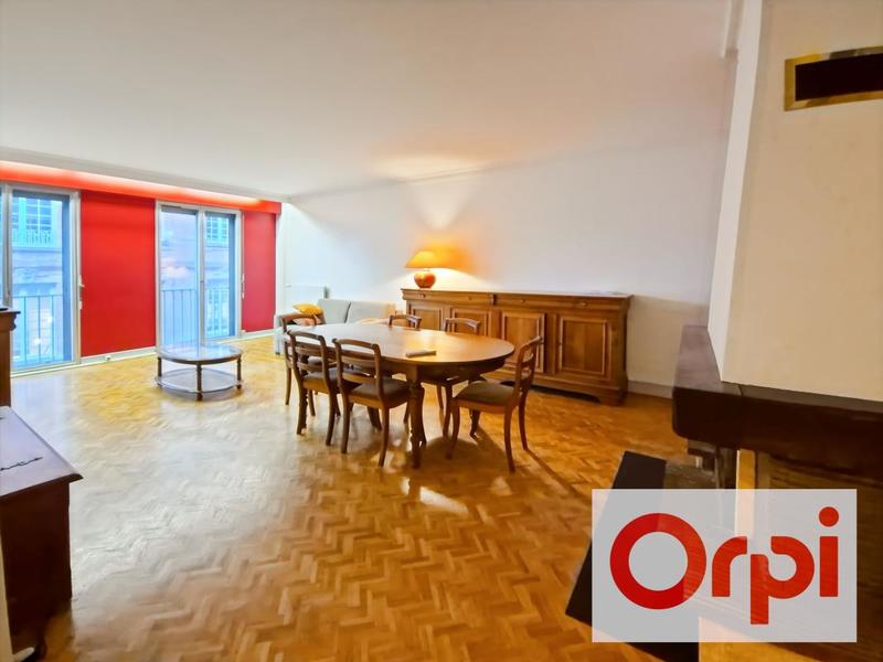 Appartement - 85 m² - 2 pièces