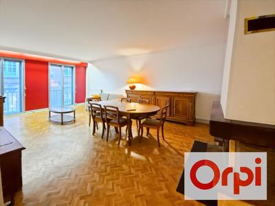 Appartement - 85 m² - 2 pièces