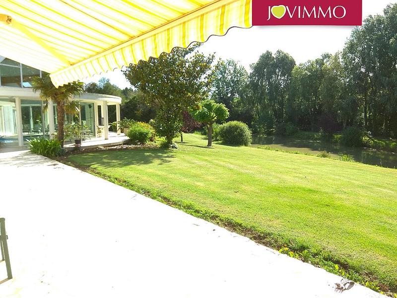 Maison - 309 m² - 11 pièces