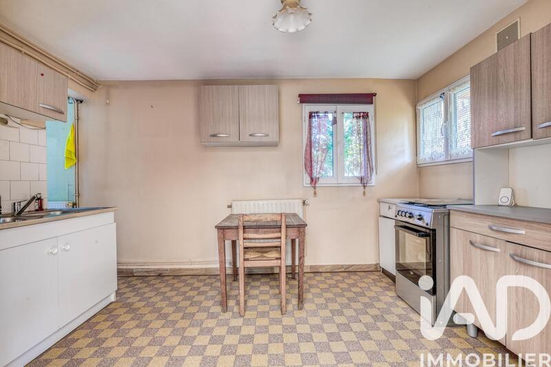 Maison - 88 m² - 4 pièces