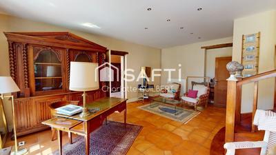 Château - 820 m² - 24 pièces