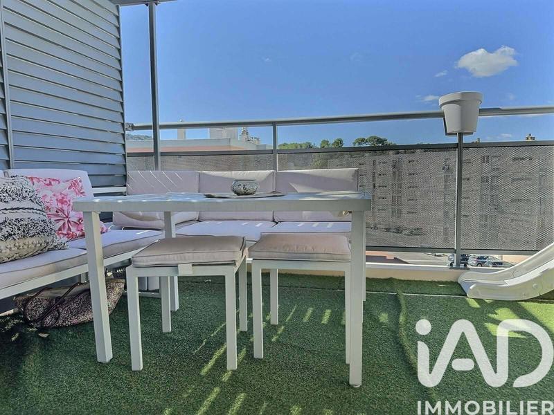 Appartement - 82 m² - 4 pièces