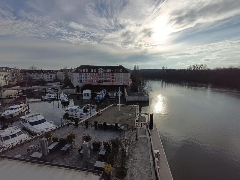 Appartement - 168 m² - 6 pièces