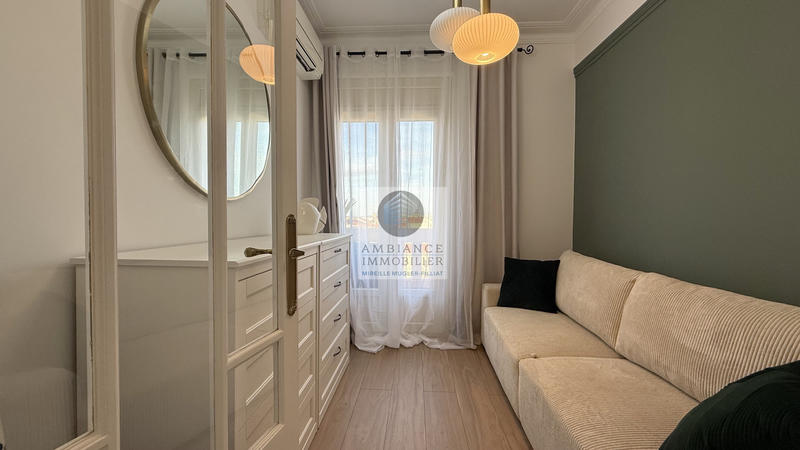 Appartement - 79 m² - 5 pièces