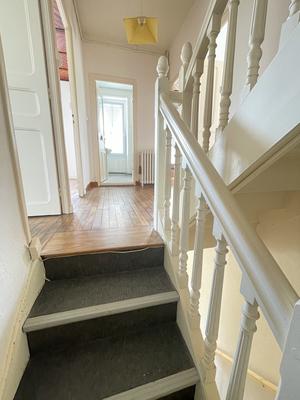 Maison - 145 m² - 9 pièces