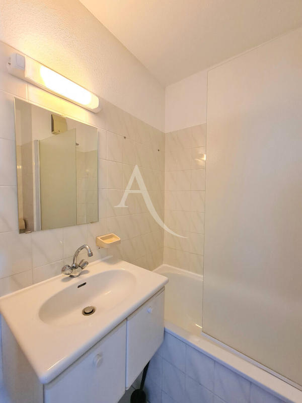 Appartement - 20 m² - 1 pièce