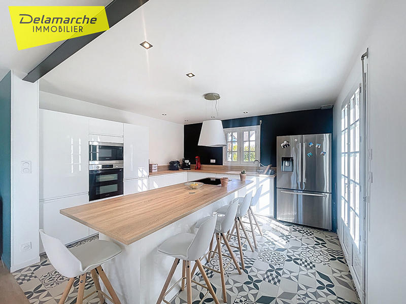 Maison - 187 m² - 7 pièces