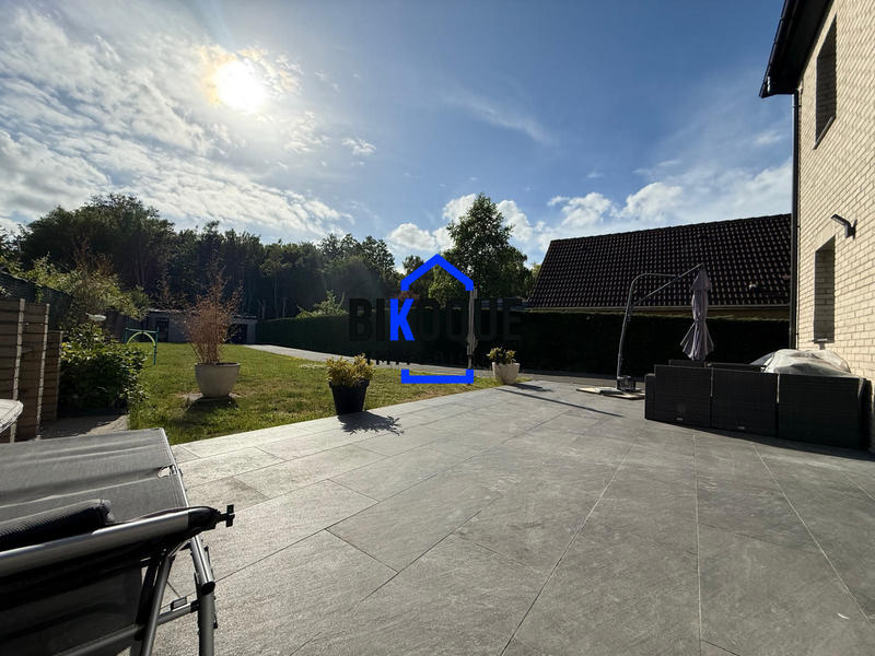 Maison - 177 m² - 6 pièces