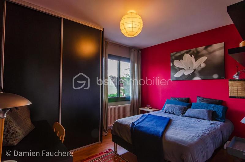 Maison traditionnelle - 150 m² - 8 pièces