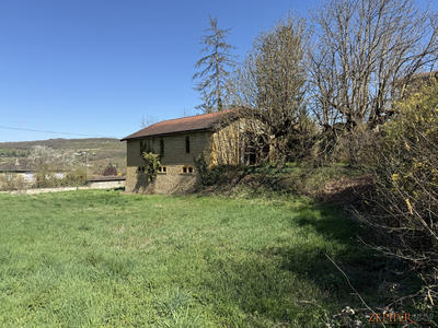 Maison ancienne - 243 m² - 2 pièces