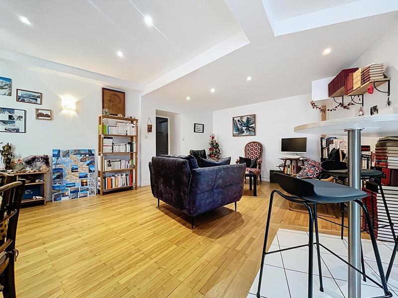 Appartement - 86 m² - 3 pièces